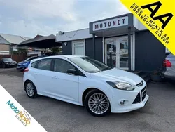 White Used 2013 Ford Focus Zetec Hatchback | £5,940 (A bit pricey)