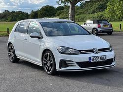 White Used 2018 VW Golf VII GTD Hatchback | £12,495 (Good price)