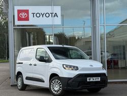Icy white Used 2024 Toyota Proace City Van | £15,995 (Fair price)