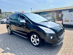 Black Used 2010 Peugeot 3008 Hatchback | £1,895 (Fair price)