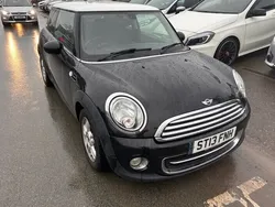 Black Used 2013 Mini Cooper Hatch Hatchback | £3,495 (Fair price)
