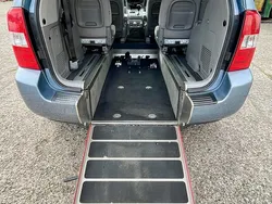 Blue Used 2010 Kia Sedona MPV | £2,850 (Fair price)