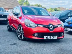 Red Used 2015 Renault Clio IV Dynamique Hatchback | £4,490 (Good price)