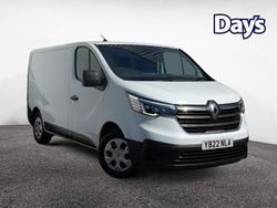 White Used 2022 Renault Trafic Business Van | £13,590 (Good price)