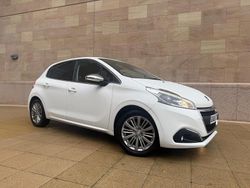 White Used 2015 Peugeot 208 Allure Hatchback | £4,650 (Fair price)