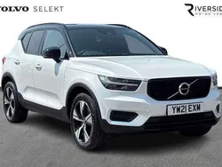 Crystal white Used 2021 Volvo XC40 R-Design SUV | £23,693 (Fair price)