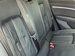 Used 2022 Audi e-tron Black Edition SUV | £26,699 (Fair price)