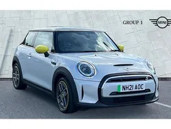 White silver Used 2021 Mini Cooper S Level 2 Hatchback | £14,875 (Fair price)