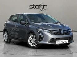 Grey Used 2024 Renault Clio V Evolution Hatchback | £13,845 (Good price)