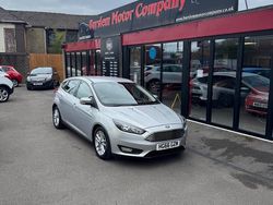 Silver Used 2016 Ford Focus Zetec Hatchback | £6,695 (Good price)