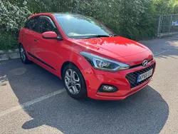 Passion red Used 2018 Hyundai i20 Premium SE Hatchback | £9,795 (Fair price)