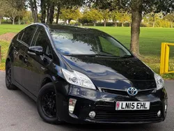 Black Used 2015 Toyota Prius T3 Hatchback | £3,995 (Good price)