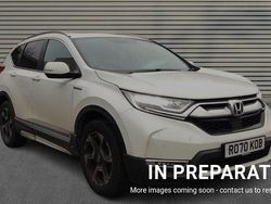 White Used 2020 Honda CR-V Hybrid SUV | £21,535