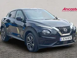 Pearl black Used 2024 Nissan Juke N-Connecta SUV | £18,975 (Fair price)