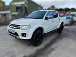 White Used 2015 Mitsubishi L200 Pickup | £12,495 (Fair price)