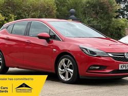 Red Used 2015 Vauxhall Astra SRi Hatchback | £3,490 (Fair price)
