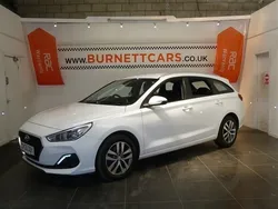White Used 2020 Hyundai i30 SE Estate | £6,689 (Fair price)