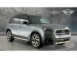 Green New 2025 Mini Countryman Exclusive SUV | £35,300 (Fair price)