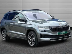 Graphite grey metallic Used 2025 Skoda Karoq SportLine SUV | £30,970 (Fair price)