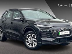 New 2025 Audi Q6 e-tron Sport SUV | £67,260 (Fair price)