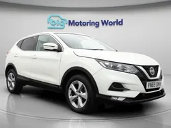 White Used 2019 Nissan Qashqai Acenta Premium SUV | £10,500 (Good price)