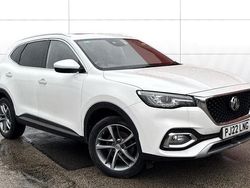 White Used 2022 MG HS Exclusive SUV | £16,168 (Fair price)
