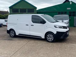 White Used 2018 Toyota Proace Van | £7,495 (A bit pricey)