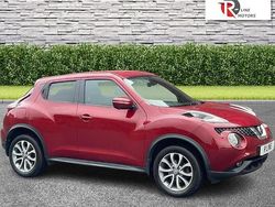Red Used 2015 Nissan Juke Tekna SUV | £7,595 (Fair price)
