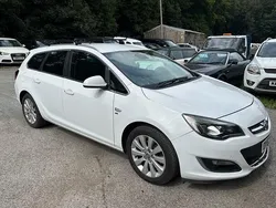 White Used 2013 Vauxhall Astra Estate | £1,295 (Super price)