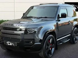 Used 2025 Land Rover Defender HSE Dynamic SUV | £74,995 (Expensive)