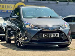 Grey Used 2019 Toyota Yaris Hybrid Hatchback | £11,995 (Good price)