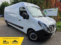 White Used 2021 Vauxhall Movano Edition Van | £10,990 (Fair price)