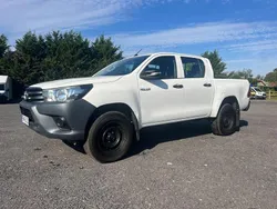 White Used 2016 Toyota HiLux Active Pickup | £9,000 (Expensive)