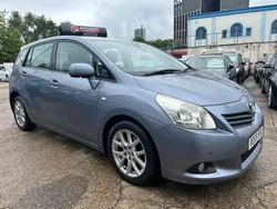 Blue Used 2010 Toyota Verso Multidrive S MPV | £3,495 (Fair price)