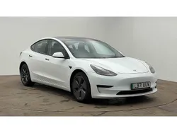 White Used 2021 Tesla Model 3 Standard Range Plus Sedan | £16,495 (A bit pricey)