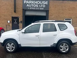 White Used 2013 Dacia Duster Lauréate SUV | £3,490 (Fair price)