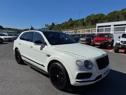 White Used 2017 Bentley Bentayga SUV | £62,500 (A bit pricey)
