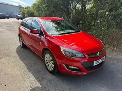 Red Used 2015 Vauxhall Astra Elite Estate | £2,195 (Super price)