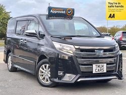 Black Used 2022 Toyota Noah MPV | £24,995 (Expensive)