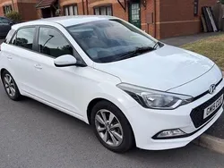 White Used 2015 Hyundai i20 SE Hatchback | £7,188 (A bit pricey)