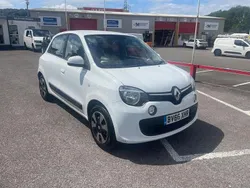 White Used 2016 Renault Twingo Play Hatchback | £4,591 (Fair price)