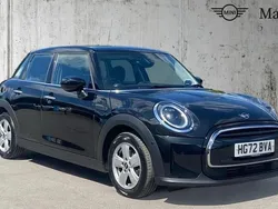 Black Used 2022 Mini Cooper Classic Hatchback | £15,318 (Fair price)
