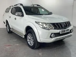 White Used 2018 Mitsubishi L200 Pickup | £12,995 (Fair price)