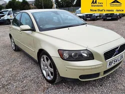 Green Used 2004 Volvo S40 SE Sedan | £1,488 (Super price)