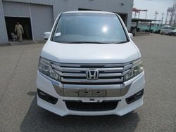 White Used 2012 Honda Stepwgn Cool MPV | £11,995 (Fair price)