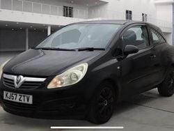 Black Used 2007 Vauxhall Corsa Club Hatchback | £3,495 (Fair price)