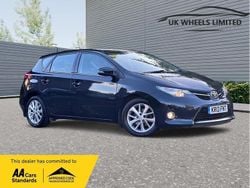 Grey Used 2013 Toyota Auris Multidrive S Hatchback | £7,190 (Fair price)