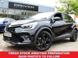 Black Used 2023 Renault Captur Rive Gauche SUV | £17,140 (Fair price)