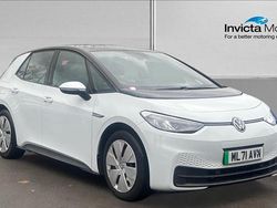 White Used 2021 VW ID.3 Pro Performance Hatchback | £15,250 (Fair price)