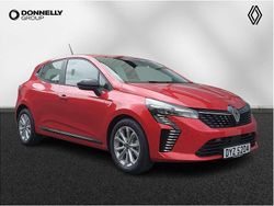 Flame red New 2025 Renault Clio V Evolution Hatchback | £16,750 (Fair price)